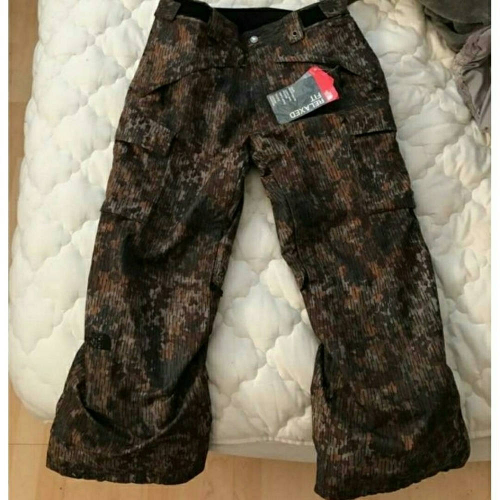 North Face Camo M Slasher Cargo Snow Pants NWT S